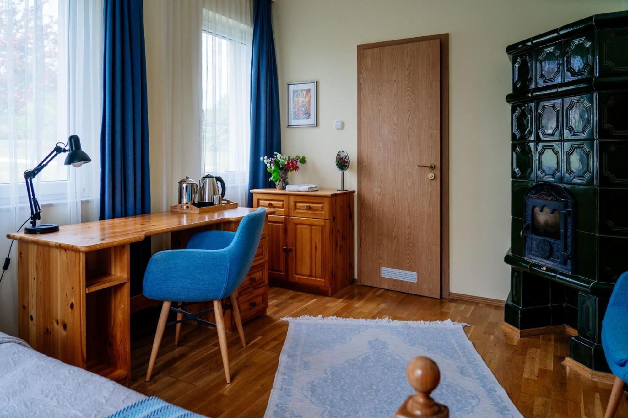 Gurudeva Bhavan Somogyvámos 외부 사진